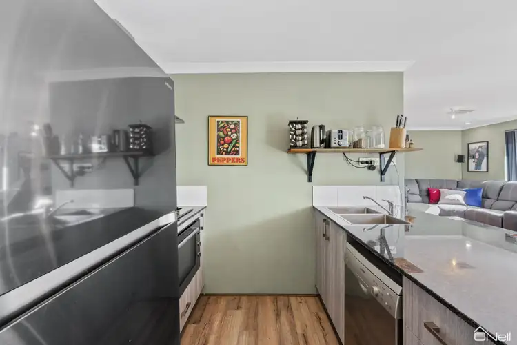 Fifth view of Homely house listing, 31 Greenpoint Way, Hilbert WA 6112