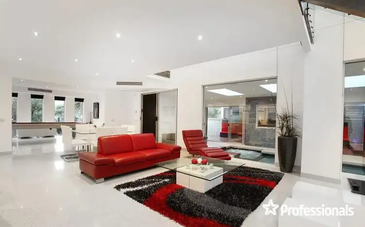 Sixth view of Homely house listing, 25 Glenmaggie Chase, Caroline Springs VIC 3023
