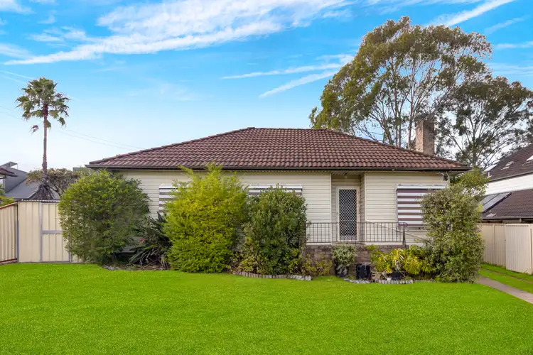 8 & 8a Stapleton Parade, St Marys NSW 2760