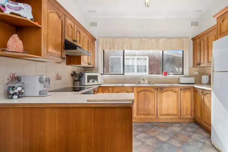 Fourth view of Homely house listing, 19 Prince St, Goulburn NSW 2580