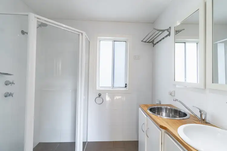 Fourth view of Homely unit listing, 27a Inderan Avenue, Lake Haven NSW 2263