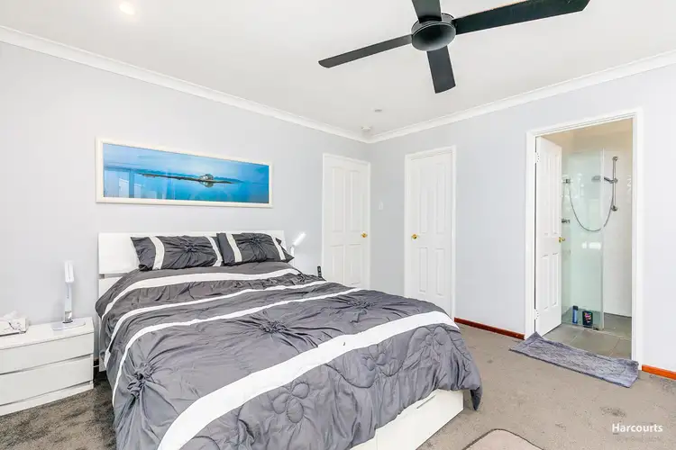 Sixth view of Homely house listing, 2 Thorp Place, Roleystone WA 6111