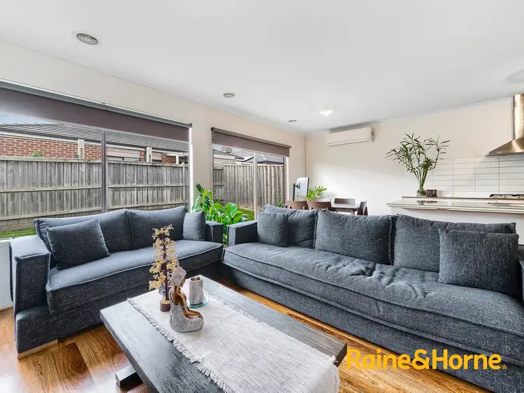 Fifth view of Homely house listing, 16 Kosciuszko Circuit, Clyde VIC 3978