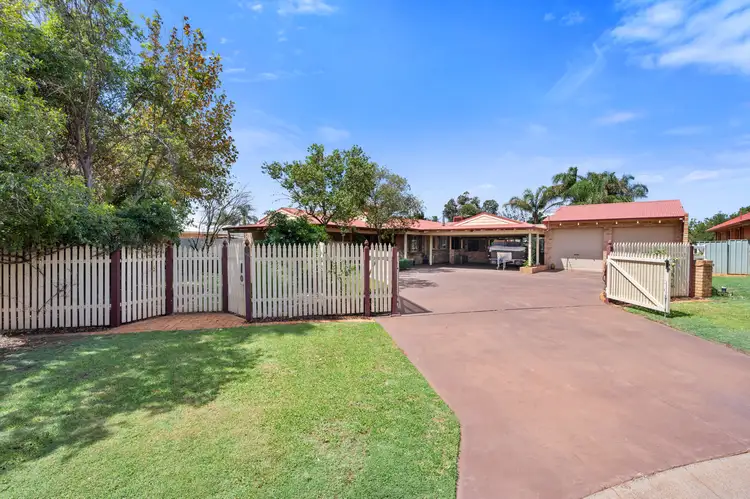 4 Kookynie Close, Hannans WA 6430