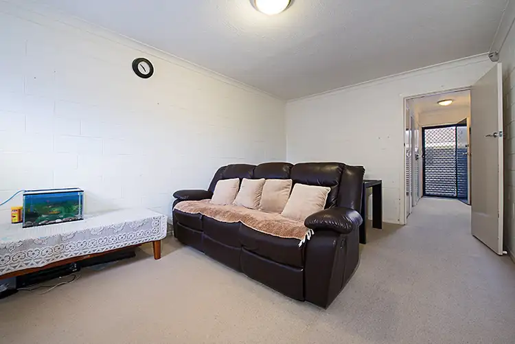 Fifth view of Homely unit listing, 4/5 Burns Avenue, Clayton South VIC 3169