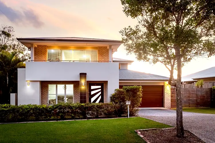 2 Bayrick Street, Pacific Pines QLD 4211