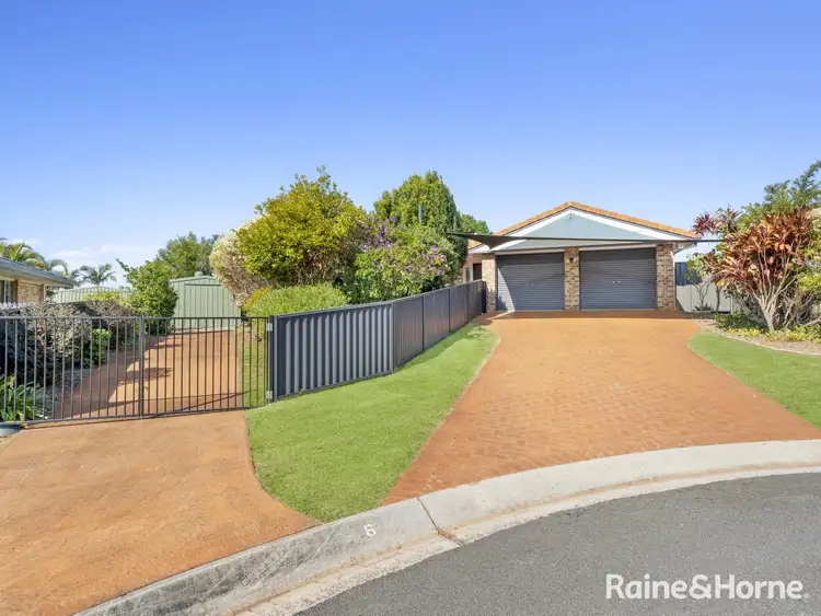 6 Courtney Place, Redland Bay QLD 4165