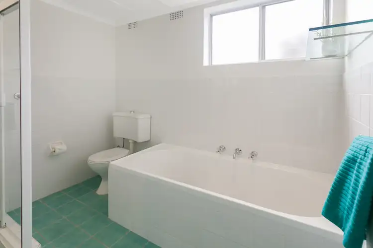 Sixth view of Homely apartment listing, 3/9 Fairway Close, Manly Vale NSW 2093