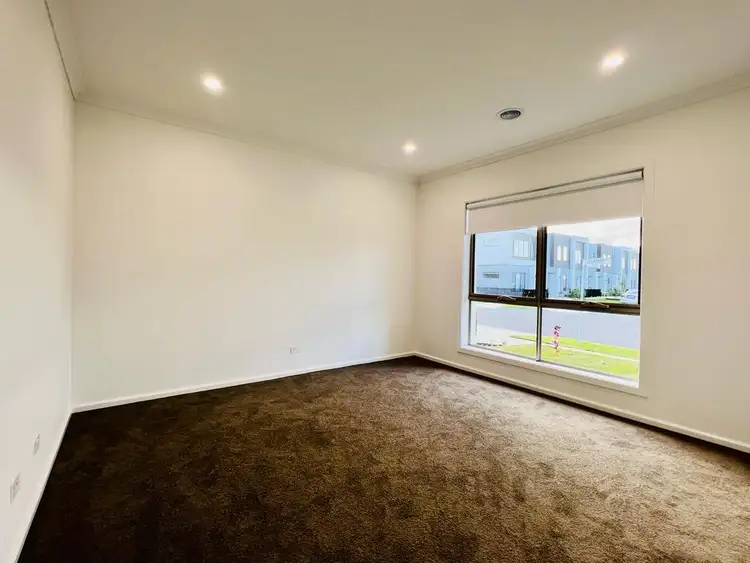 Fifth view of Homely house listing, 13 Kelmscott Way, Werribee VIC 3030