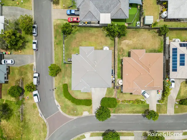 49 Skyline Circuit, Bahrs Scrub QLD 4207