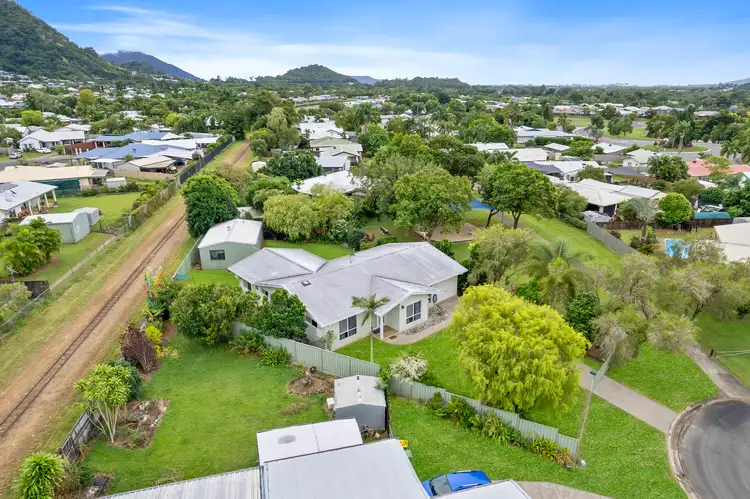 17 Cliff Close, Mount Sheridan QLD 4868