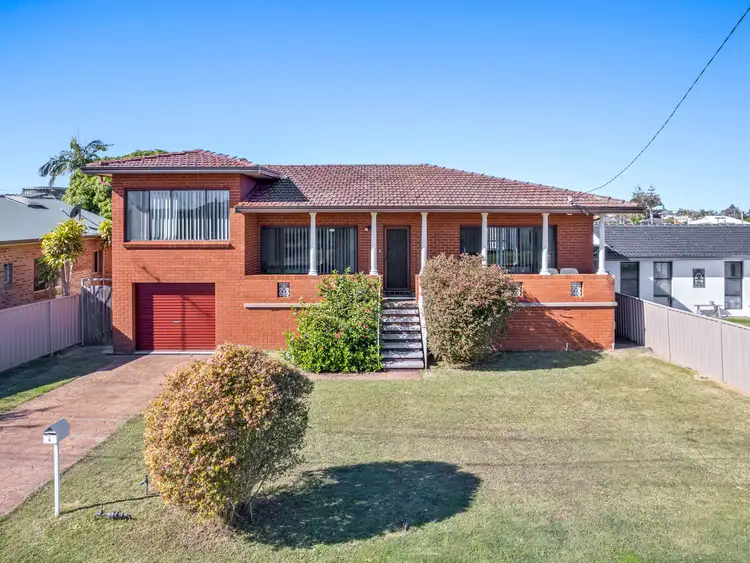 4 Watkins Street, Long Jetty NSW 2261