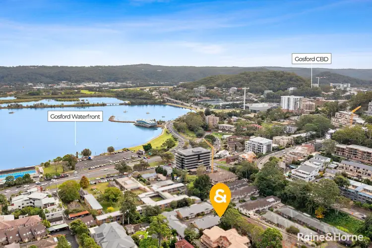 Second view of Homely villa listing, 1/162 Albany Street, Point Frederick NSW 2250