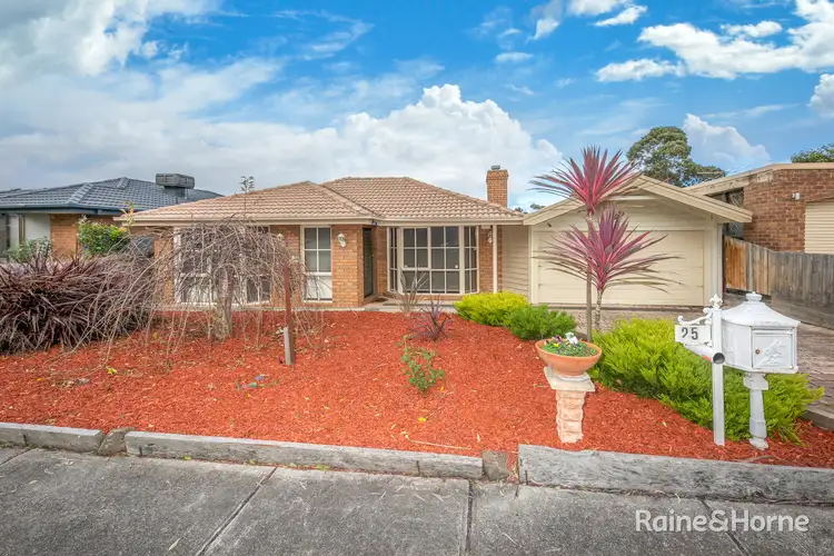 25 Marjorie Avenue, Sunbury VIC 3429