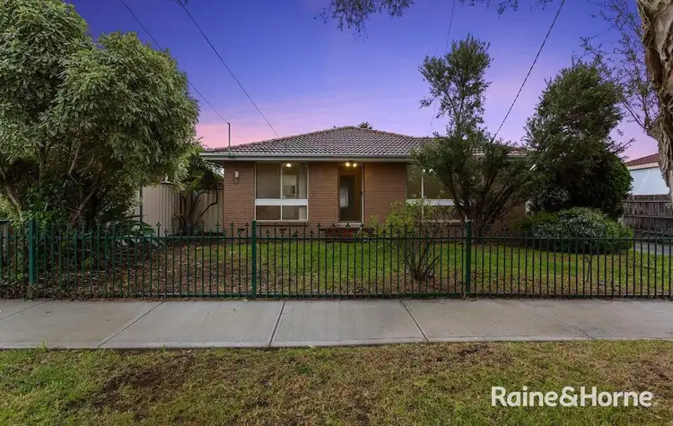 10 Tarlee Drive