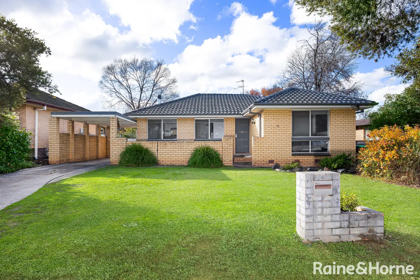 Main view of Homely house listing, 15 Cooinbil Crescent, Kooringal NSW 2650