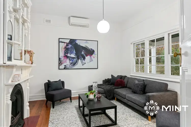 8 Henry Road, Cottesloe WA 6011