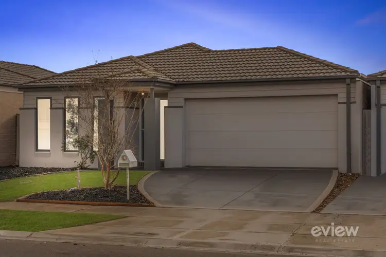 Second view of Homely house listing, 31 Isabella Way, Tarneit VIC 3029