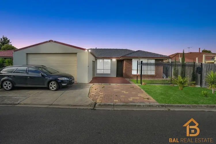 Main view of Homely house listing, 2/17 Cassowary Avenue, Werribee VIC 3030