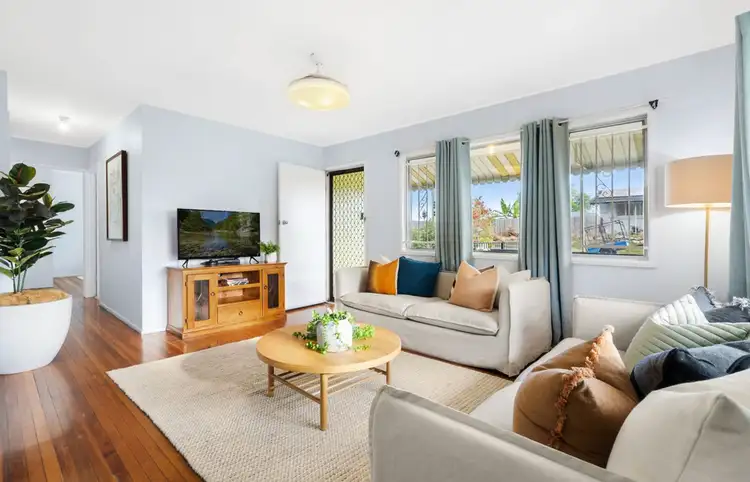 208 Patricks Road, Ferny Hills QLD 4055