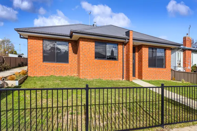 Third view of Homely unit listing, 1/6 Verbena Grove, Wendouree VIC 3355
