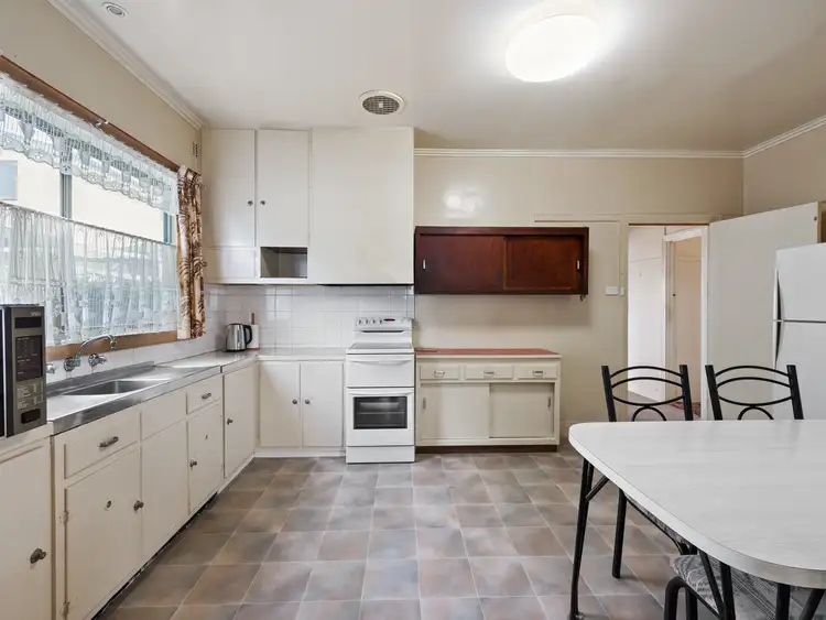 Fifth view of Homely house listing, 10 Brumley Street, Leongatha VIC 3953