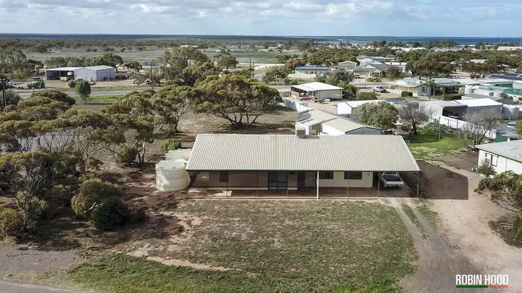 30 McKenzie Street, Cowell SA 5602