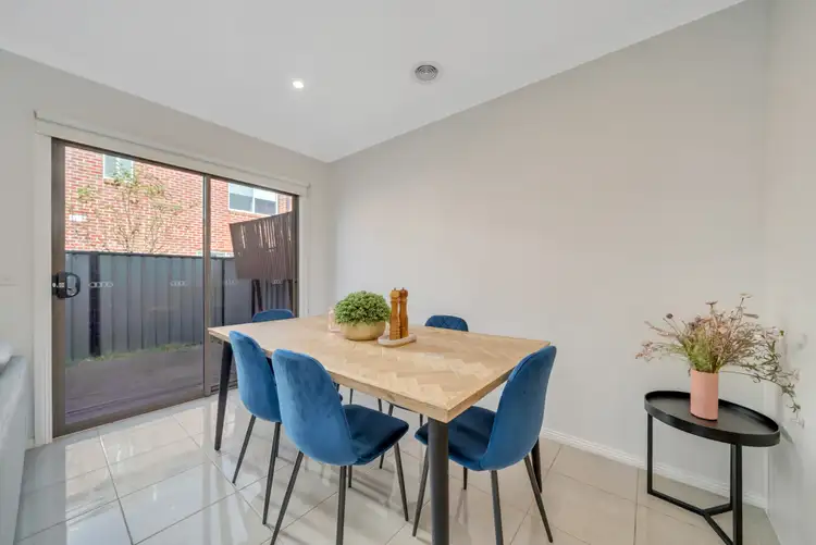 Seventh view of Homely house listing, 39 Wilkiea Crescent, Cranbourne North VIC 3977