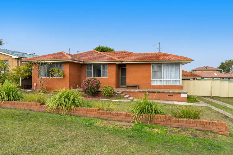 27 Thompson Street, Long Jetty NSW 2261
