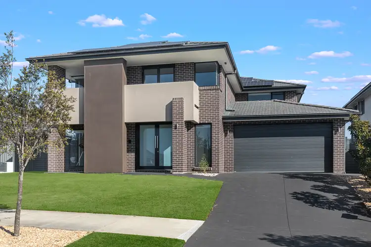 16 Donovan Boulevard, Gregory Hills NSW 2557