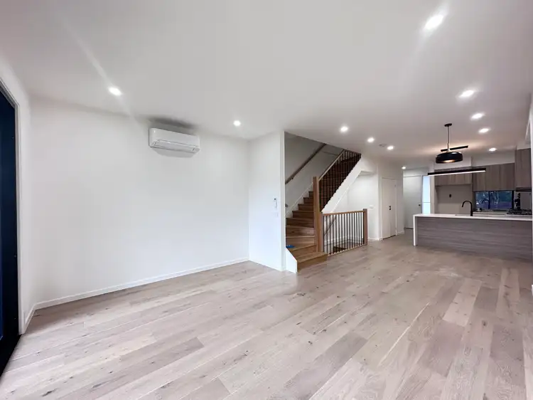 3/8-10 Toni Street, Doncaster VIC 3108