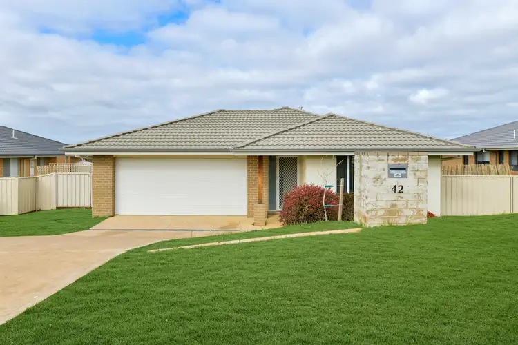 42 Honeyman Drive, Orange NSW 2800