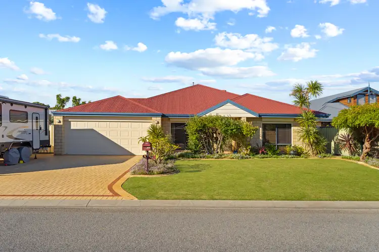 14 Bluefields Parkway, Port Kennedy WA 6172