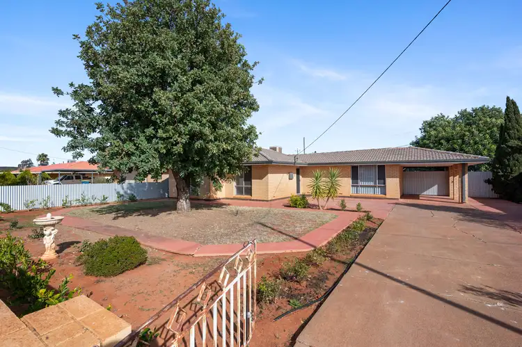 2 Moss Street, South Kalgoorlie WA 6430