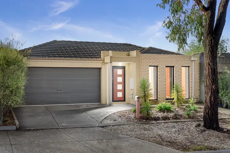 30 Tandara Circuit, Melton West VIC 3337