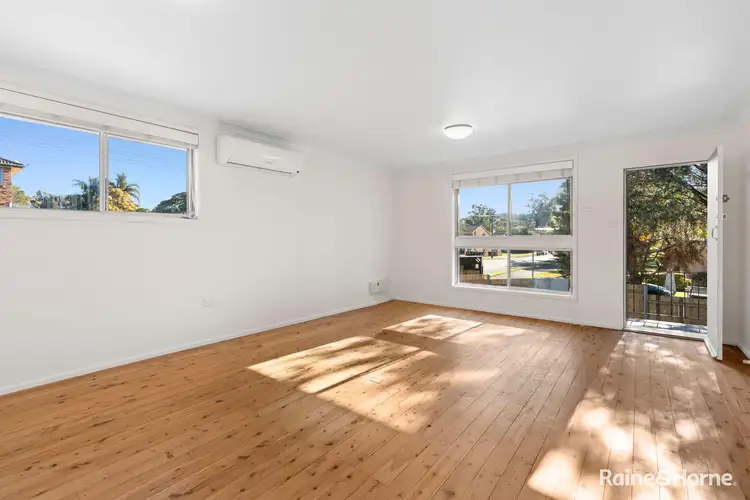 1 Enid Crescent, East Gosford NSW 2250