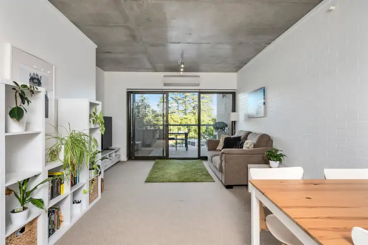 73/59 Breaksea Drive, North Coogee WA 6163