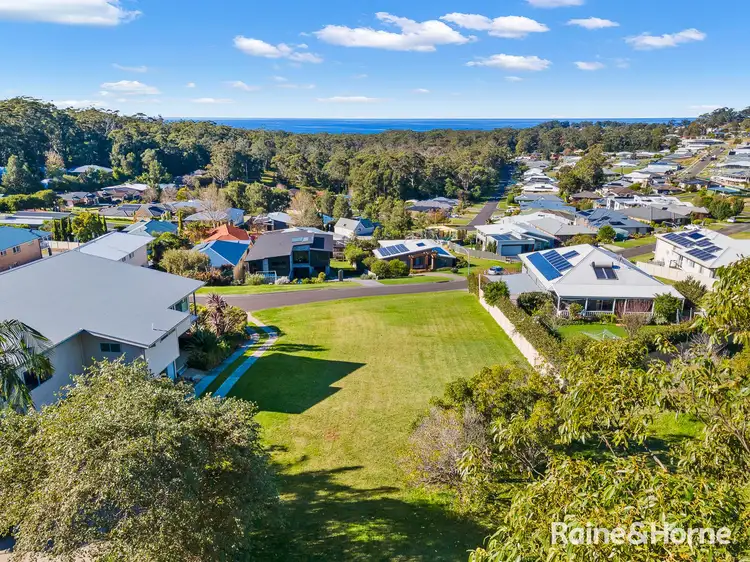 18 Springfield Drive, Mollymook NSW 2539