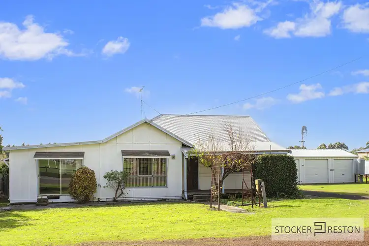 9 Waverley Road, Cowaramup WA 6284