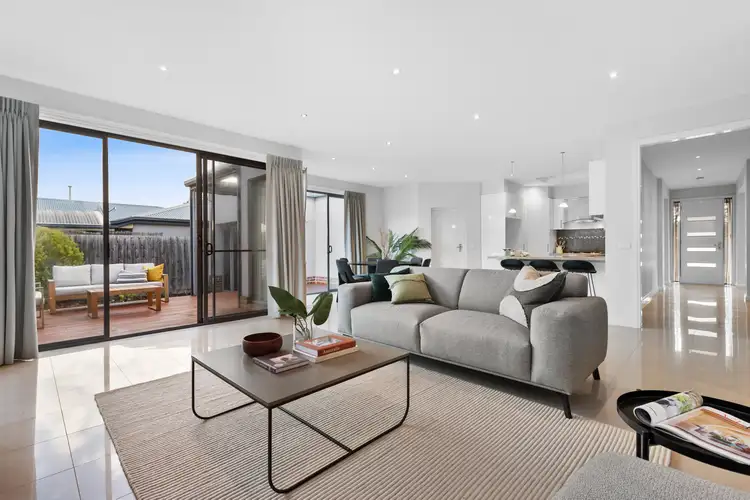 9 SHERWOOD FOREST Drive