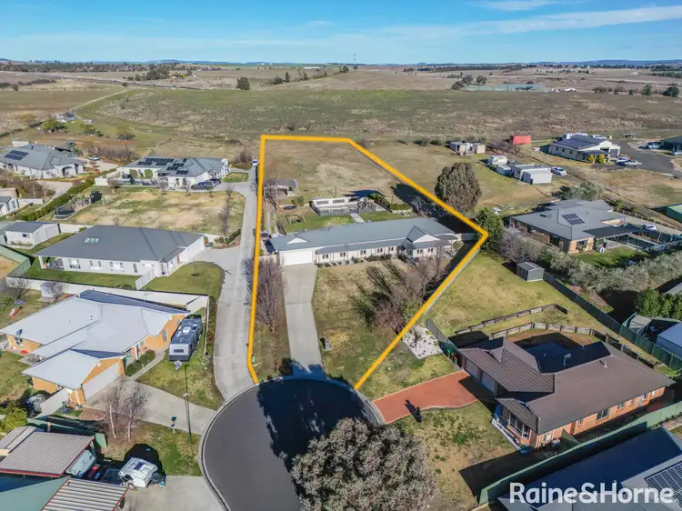 Second view of Homely house listing, 13 Topaz Court, Kelso NSW 2795