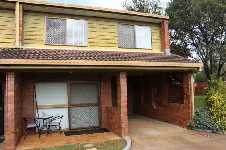 1/54 First Avenue, Kingaroy QLD 4610