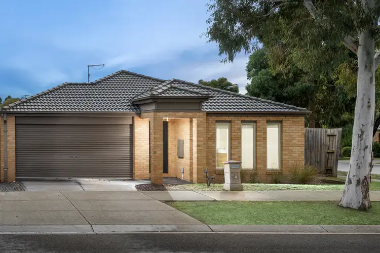 13 Maiden Drive, Sunbury VIC 3429