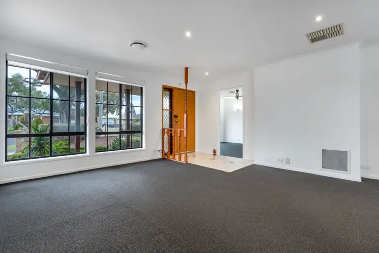 Third view of Homely house listing, 7 Ottery Court, Craigieburn VIC 3064