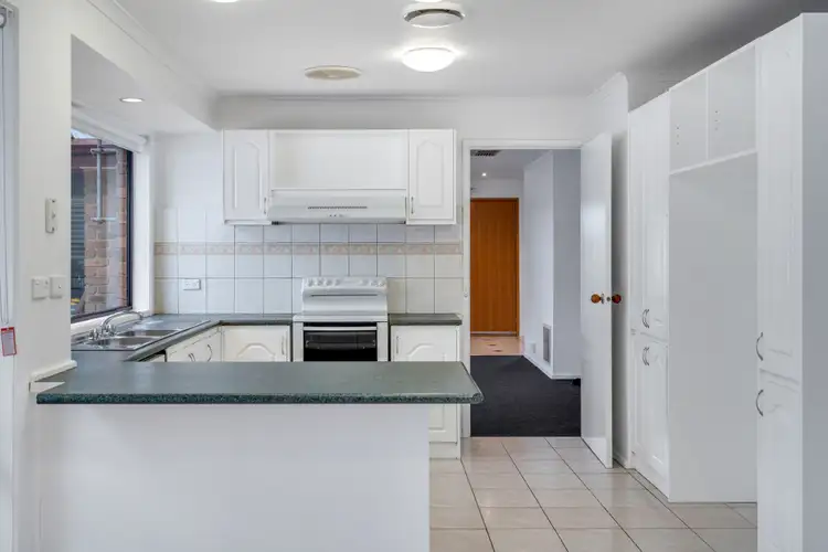 Sixth view of Homely house listing, 7 Ottery Court, Craigieburn VIC 3064