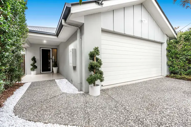 25 Allen Street, Wynnum QLD 4178