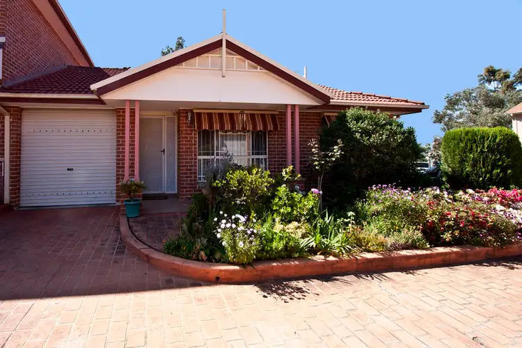 11/10-12 Peacock Lane, Green Valley NSW 2168