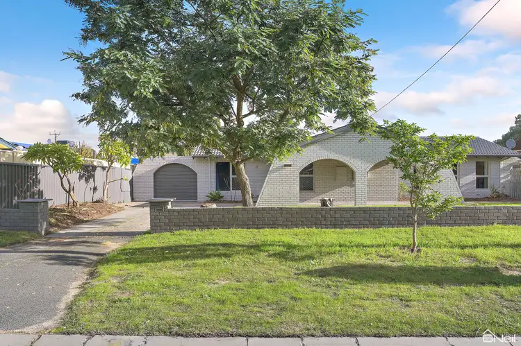 4 Cherry Way, Camillo WA 6111