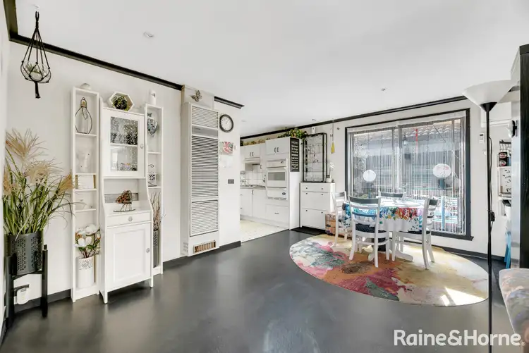 Fourth view of Homely unit listing, 2/15 Acacia Crescent, Melton South VIC 3338