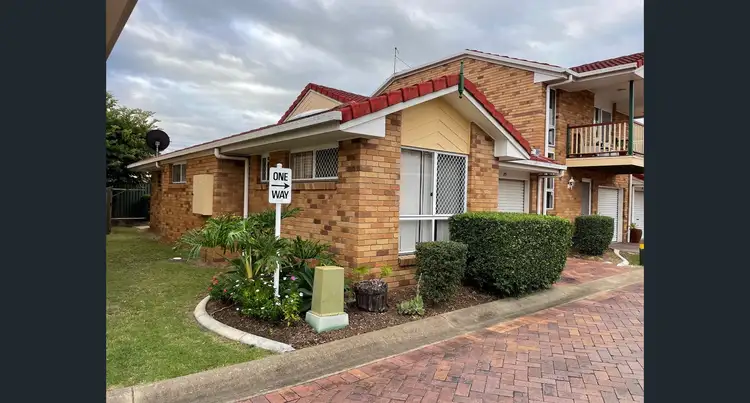 11 Newtown Street